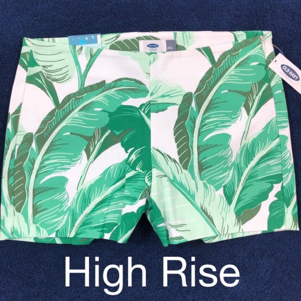 NWT Old Navy High Rise Clean Front Shorts